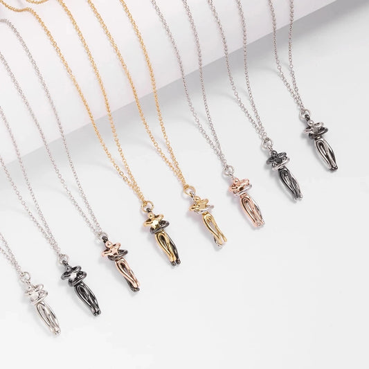 Amara™ | Hug Necklace