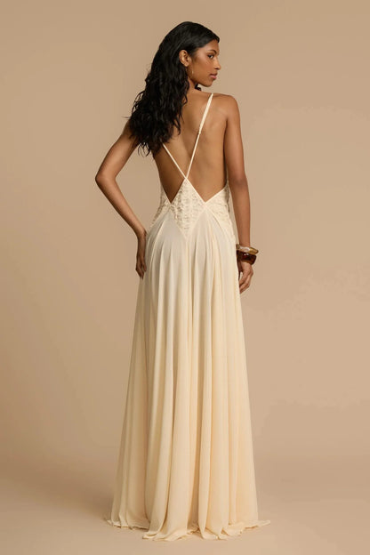 Serena™ | Flowing Plunge Maxi Dress