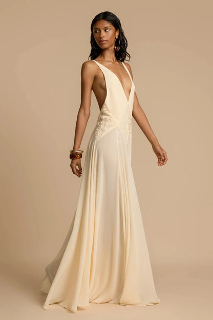 Serena™ | Flowing Plunge Maxi Dress