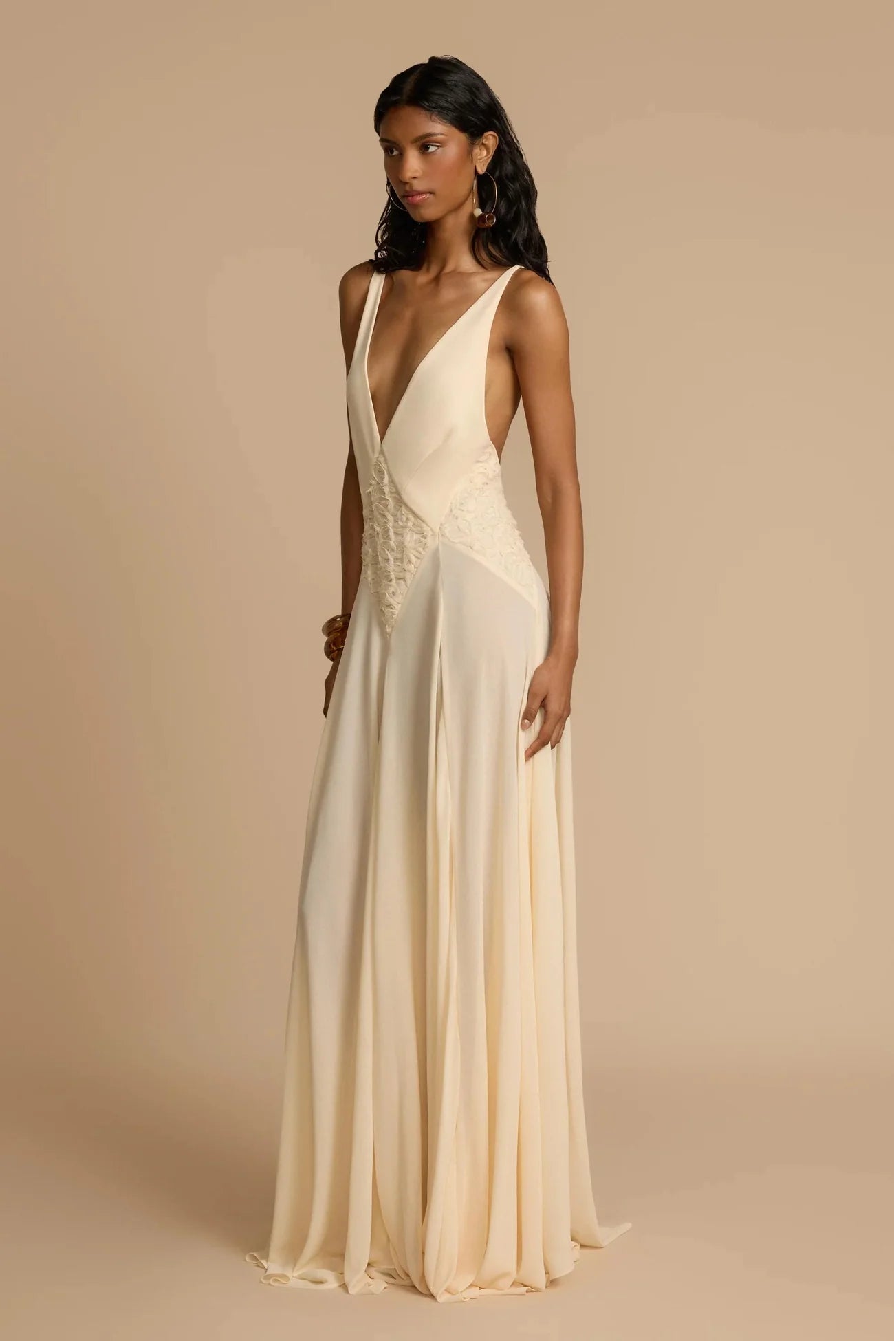 Serena™ | Flowing Plunge Maxi Dress