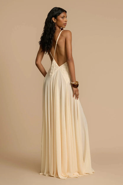 Serena™ | Flowing Plunge Maxi Dress